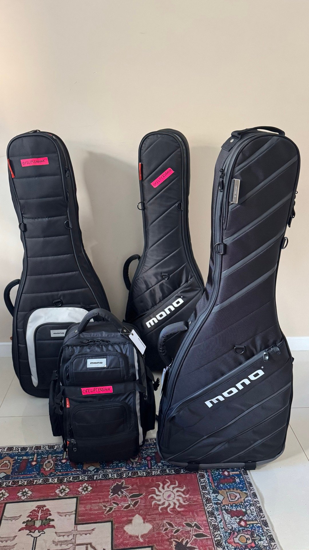 Cases MONO Signature, transporte das guitarras em turnê